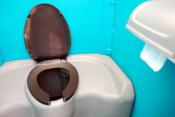 Best Construction site porta potty rental  in University Center, VA