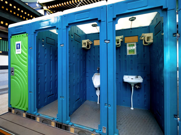 Porta potty delivery and setup in University Center, VA
