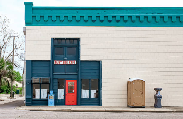 Best Portable toilet rental cost  in University Center, VA